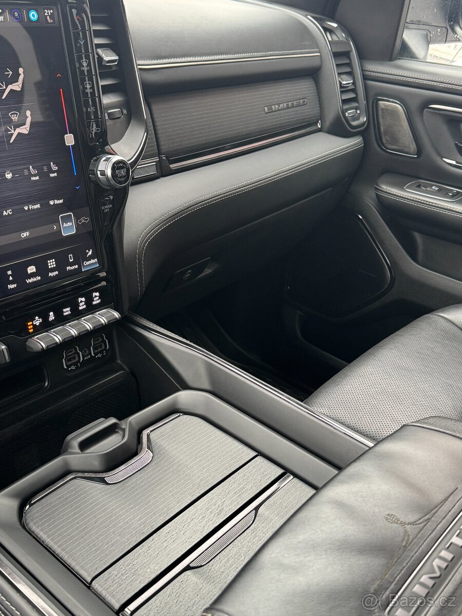 Dodge Ram, LIMITED, 2022 Black Edition - 14