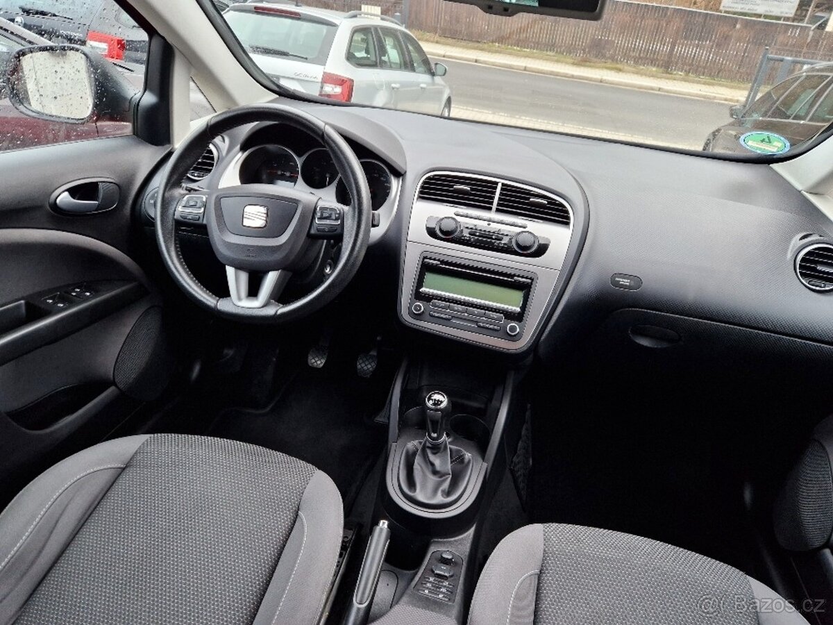 SEAT Altea XL, r.v. 2015, 145 tis. km, plný servis - 14