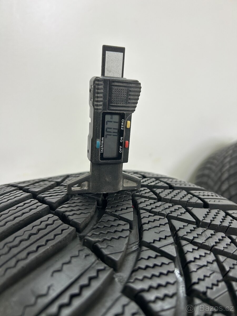 zimní originál sada Škoda Superb IV Helix 19" - 14