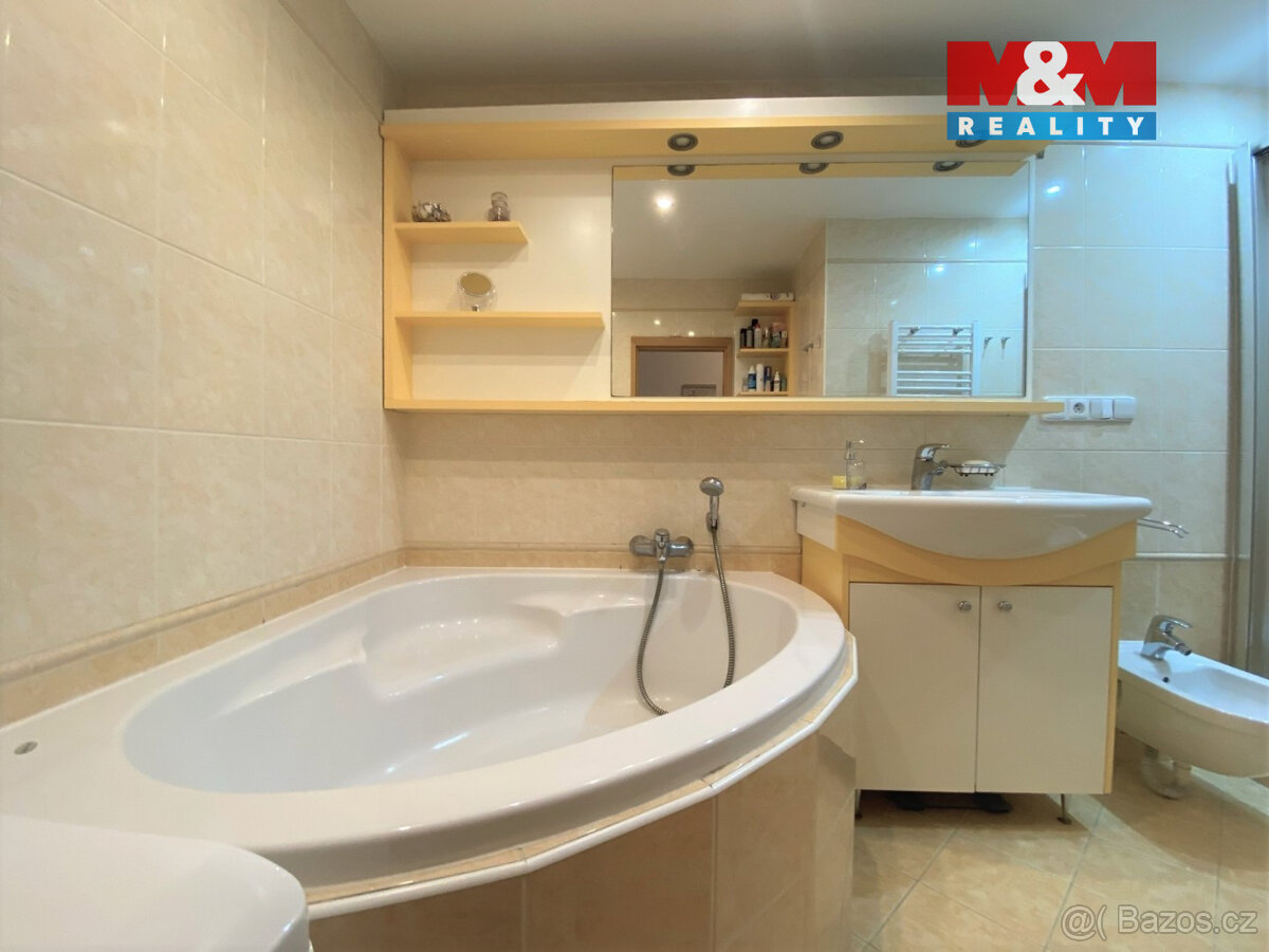 Pronájem bytu 3+1, 72 m², Hranice, ul. Struhlovsko - 14