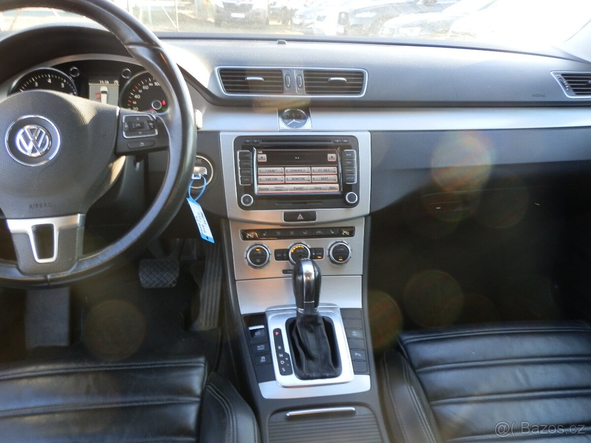 Volkswagen Passat Variant 1,4 TSi, chyba DSG - 14