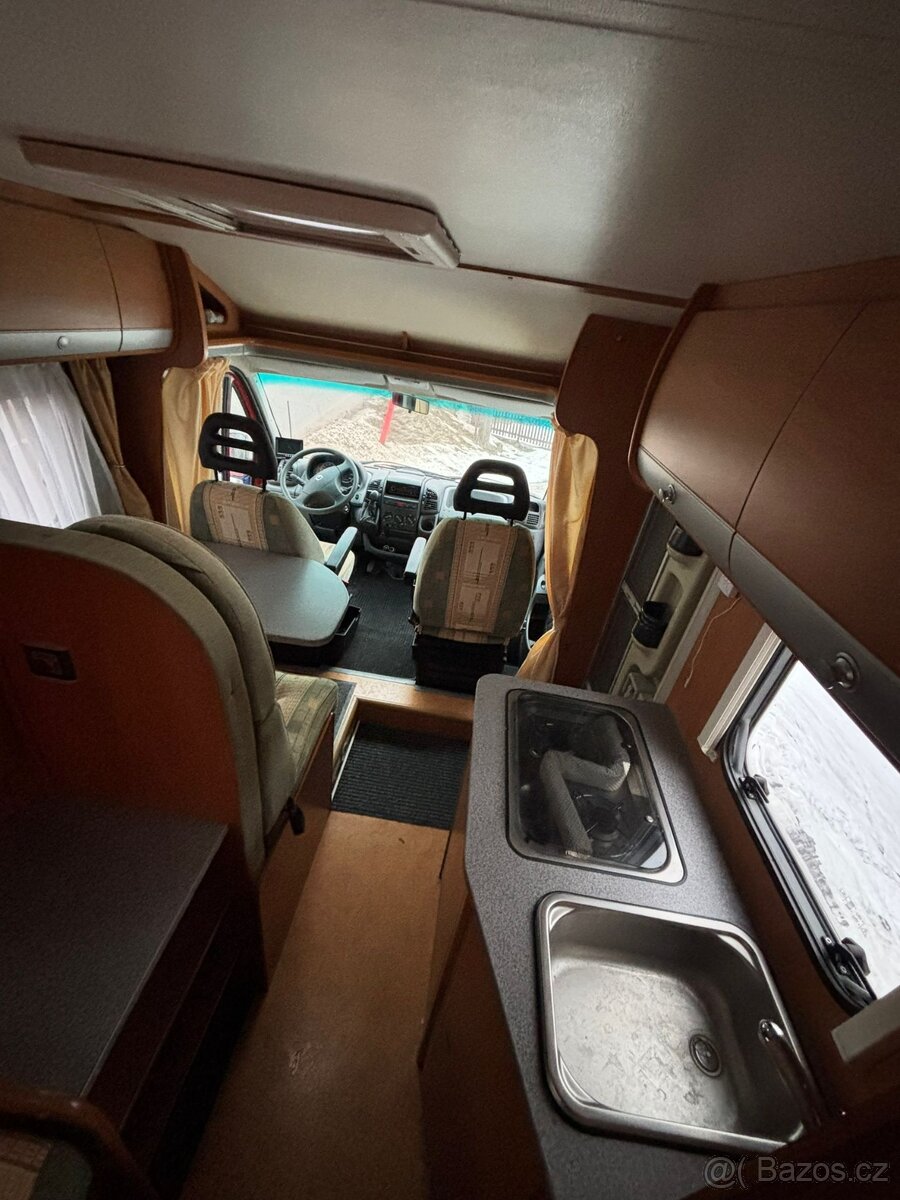 Obytný automobil Dethleffs Globebus 2 - 14