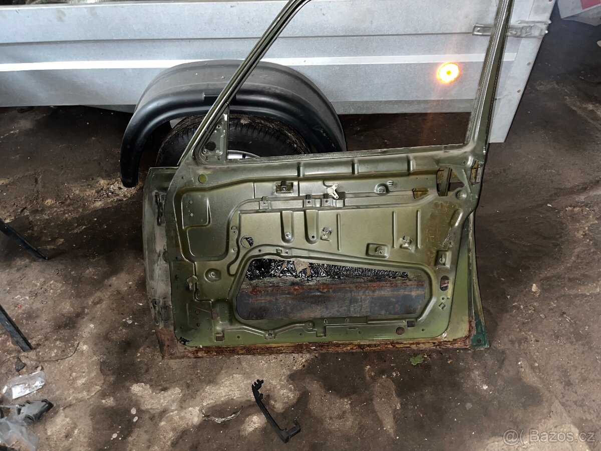 W123 komplet dveře - 14