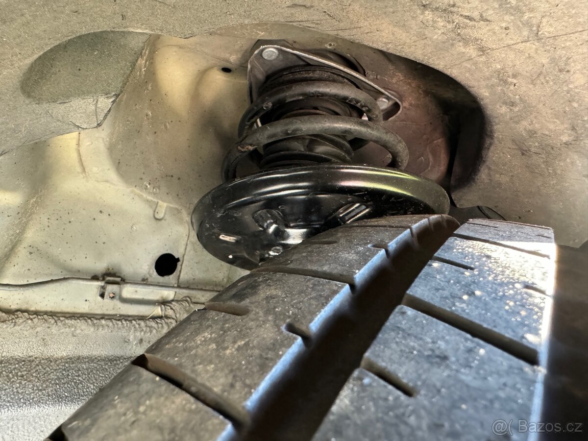 Porsche Cayman S - 14