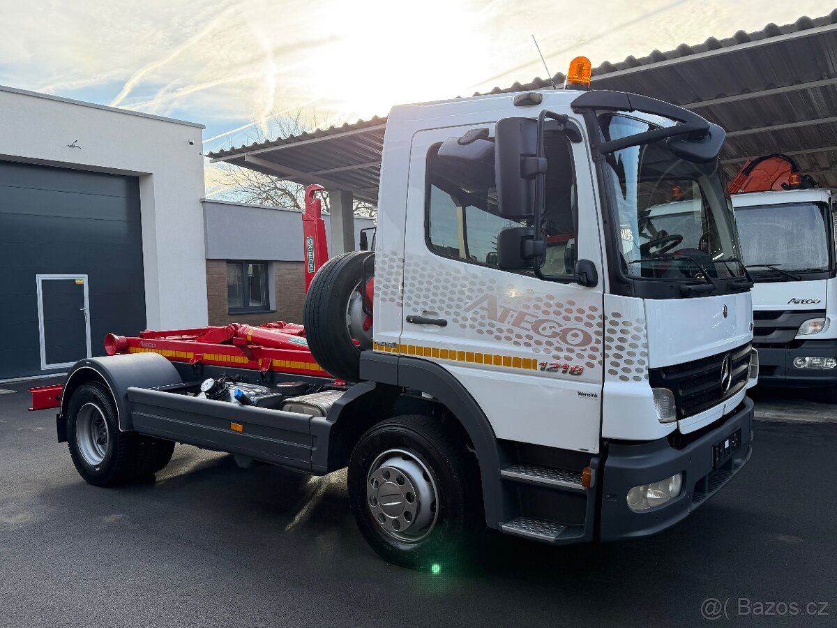 Mercedes Benz Atego 1218 hákový nosič kontejnerů - 14