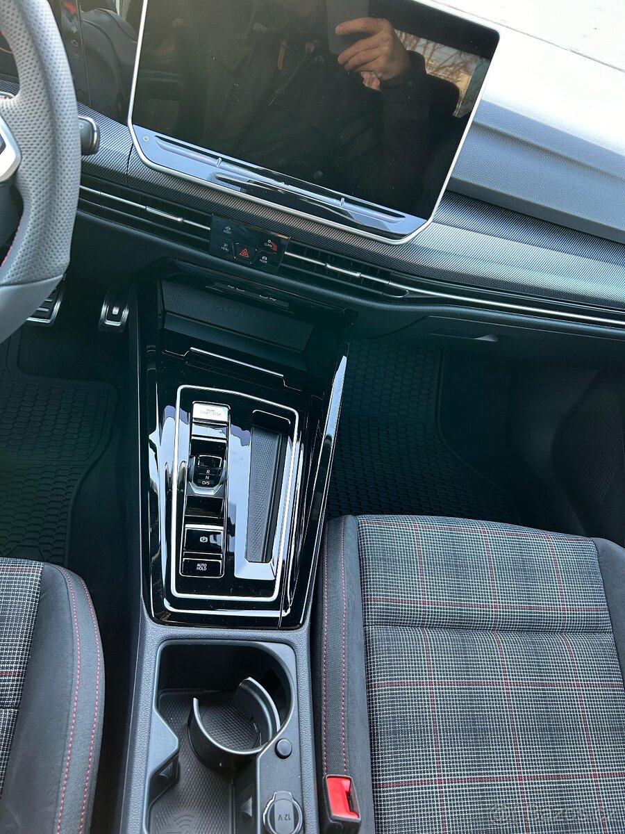 Golf GTI MK8.5 DCC 8250KM - 14