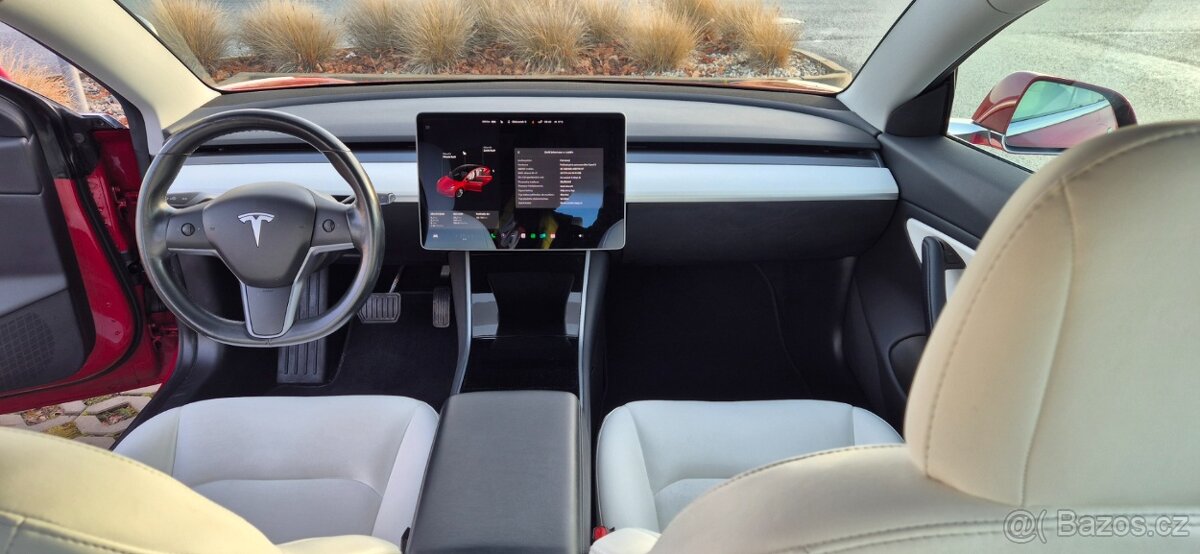 Tesla Model 3 Long Range Dual Motor AWD 2019 - 14