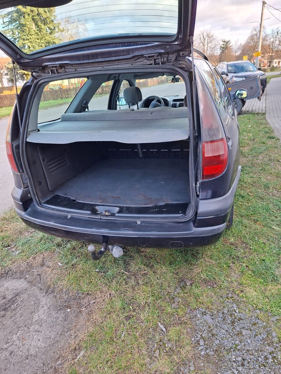 Renault Laguna kombi 1.9dti - 14