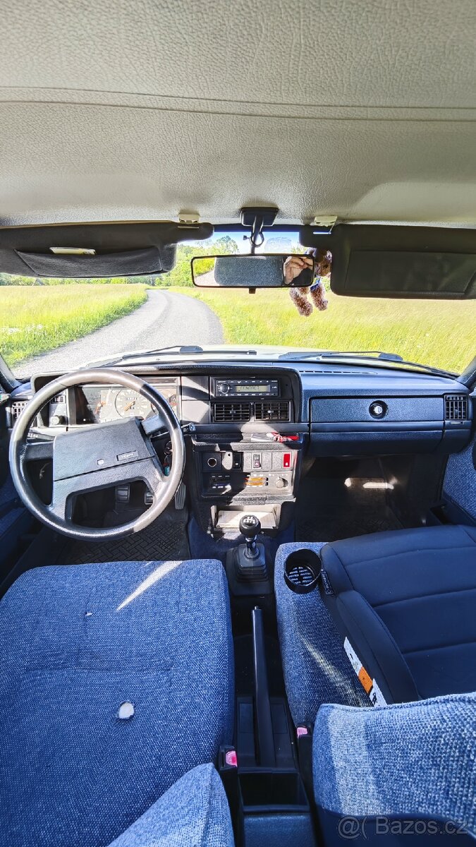 Volvo 240 - 14
