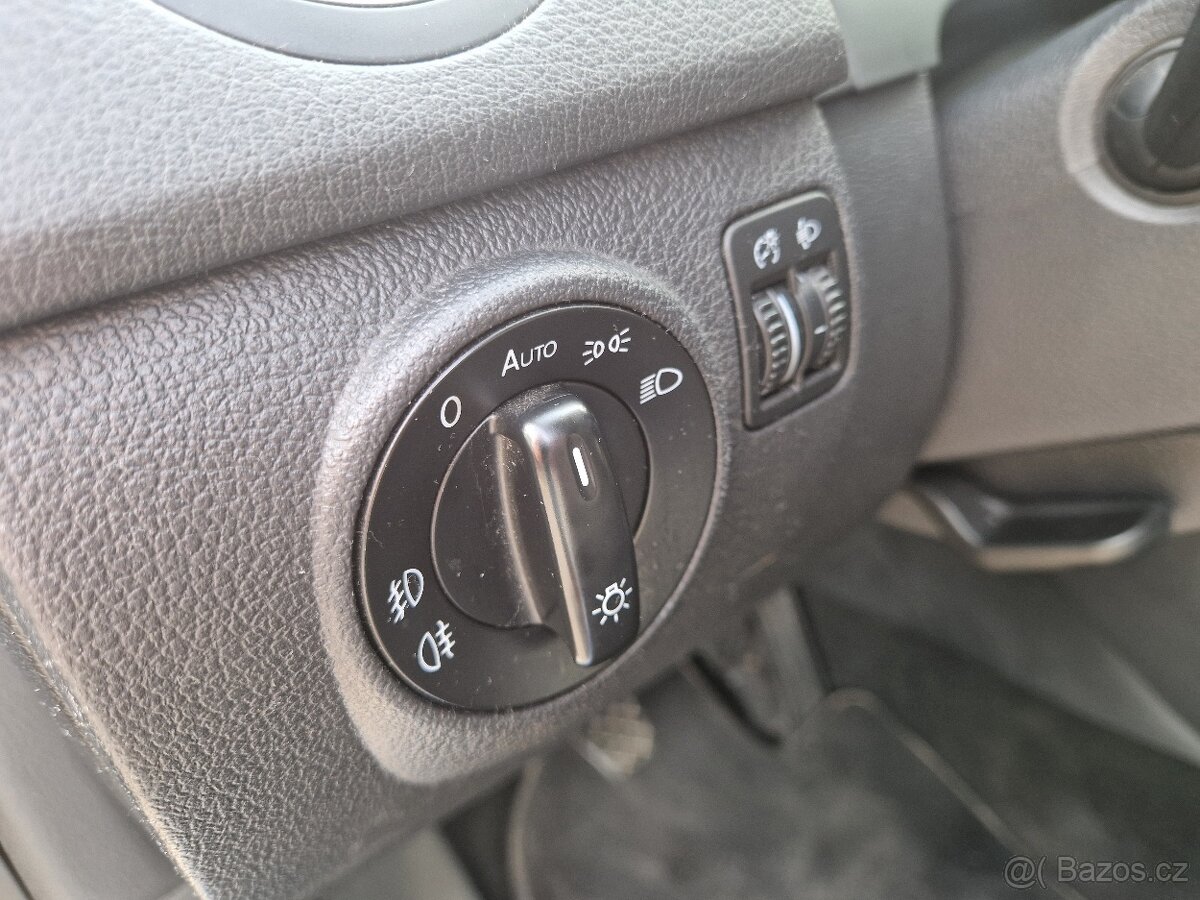 Volkswagen Golf VI Plus 2.0 tdi - commonrail - 14