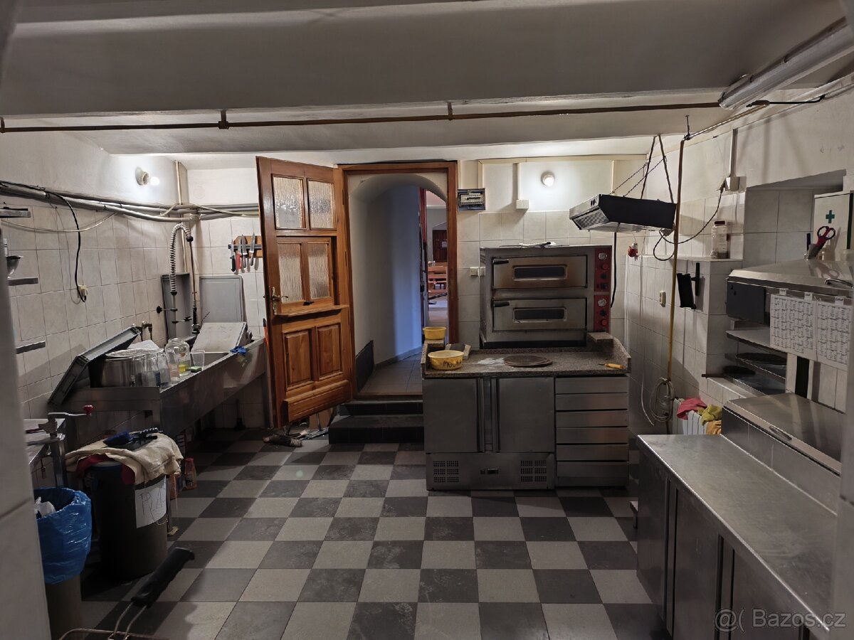 pronajmu hospodu babice u šternberka - 14