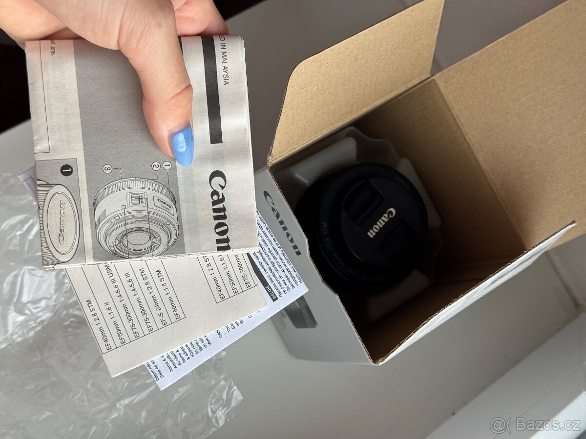 Canon EOS 700D – téměř nepoužitý set s 2 objektivy, filtrem - 14