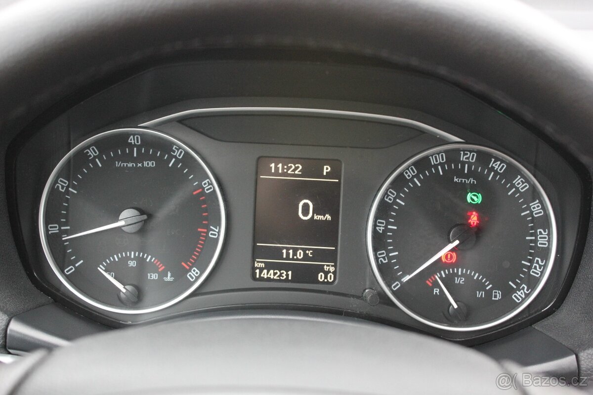 Škoda Octavia 1.4 TSI, DSG, VÝHŘEV, servis - 14