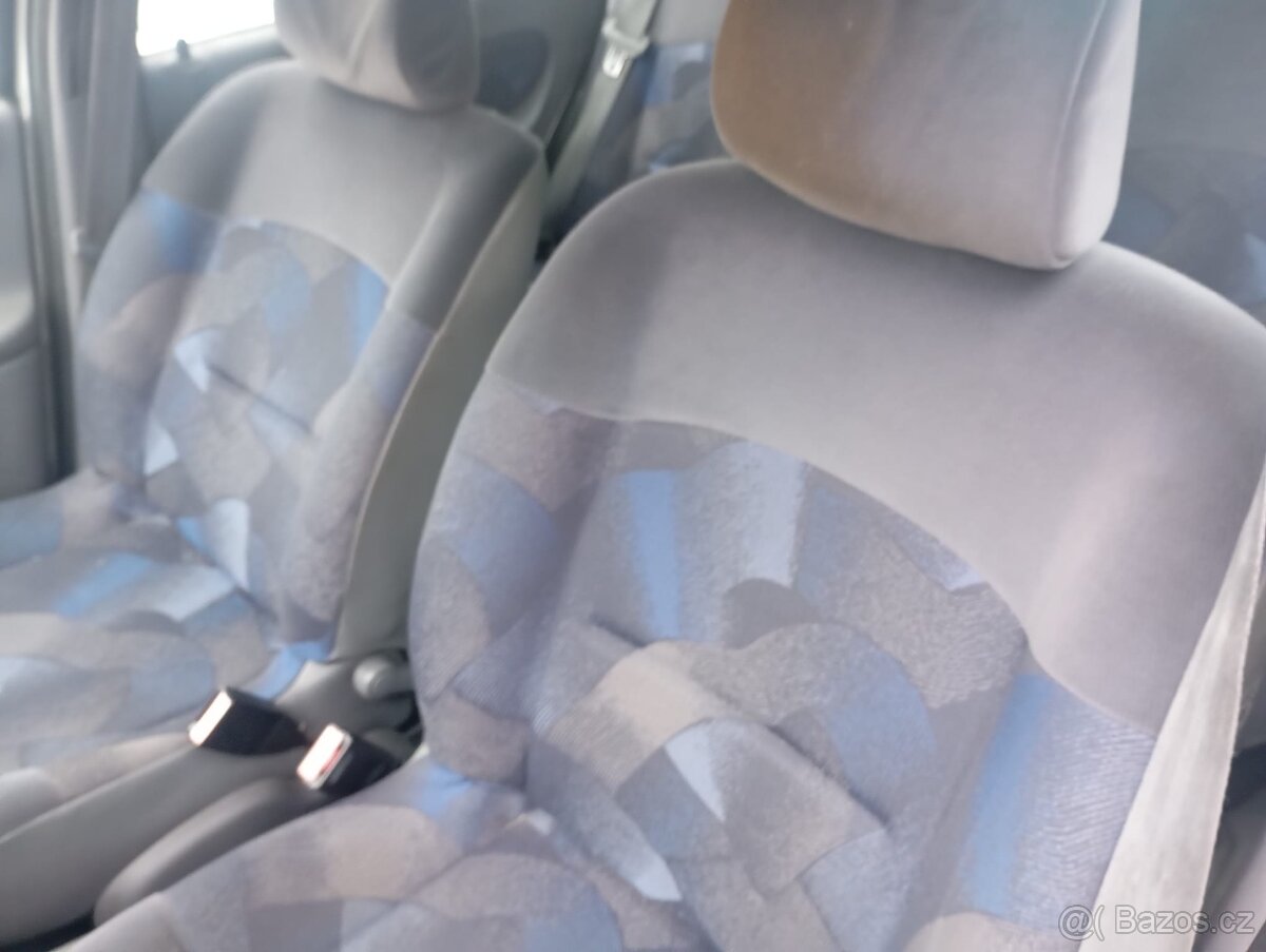 Renault Clio II 2000 - 14