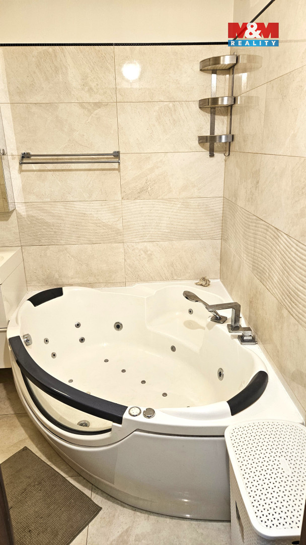 Prodej bytu 3+1, 90 m², Praha, ul. Ortenovo náměstí - 14