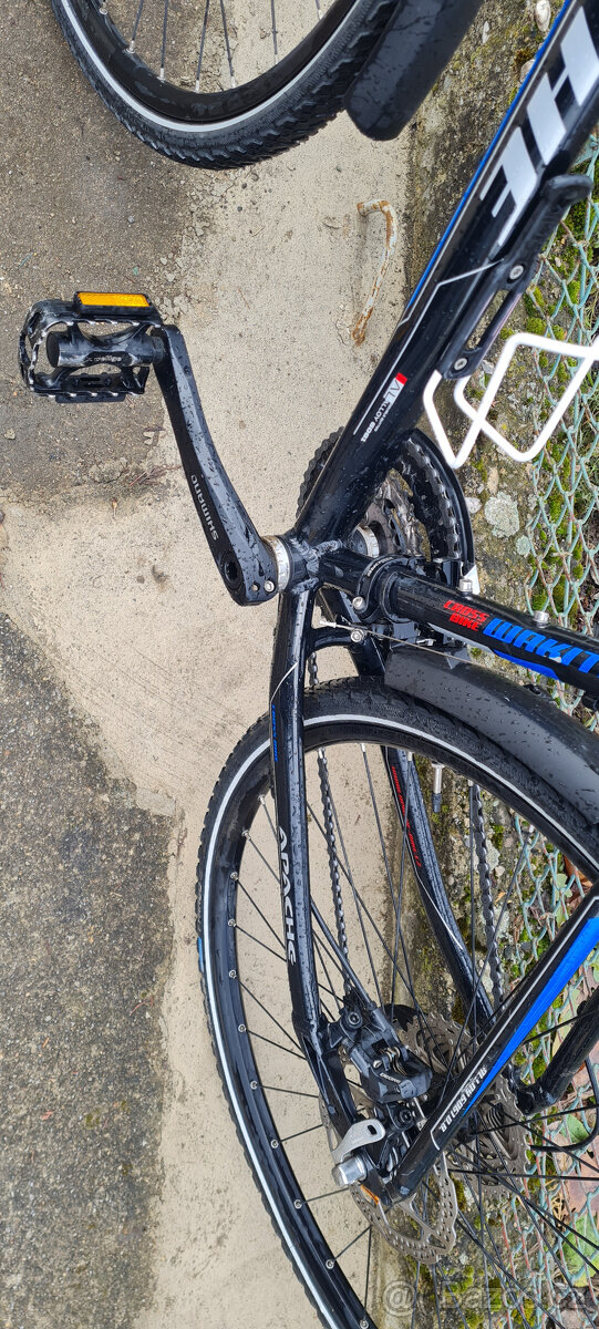 Trekingové kolo Apache Wakita Disc 2014 - 14