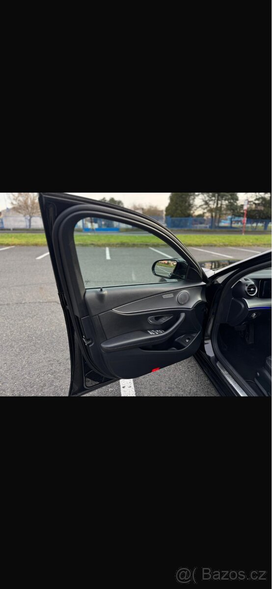Prodám Mercedes e220d amg paket - 14