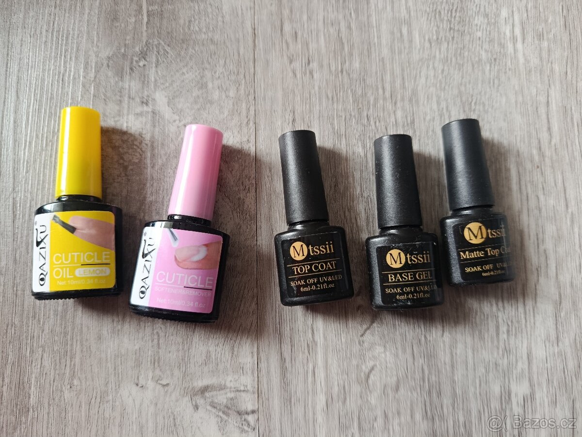 Věci na nehty - 14