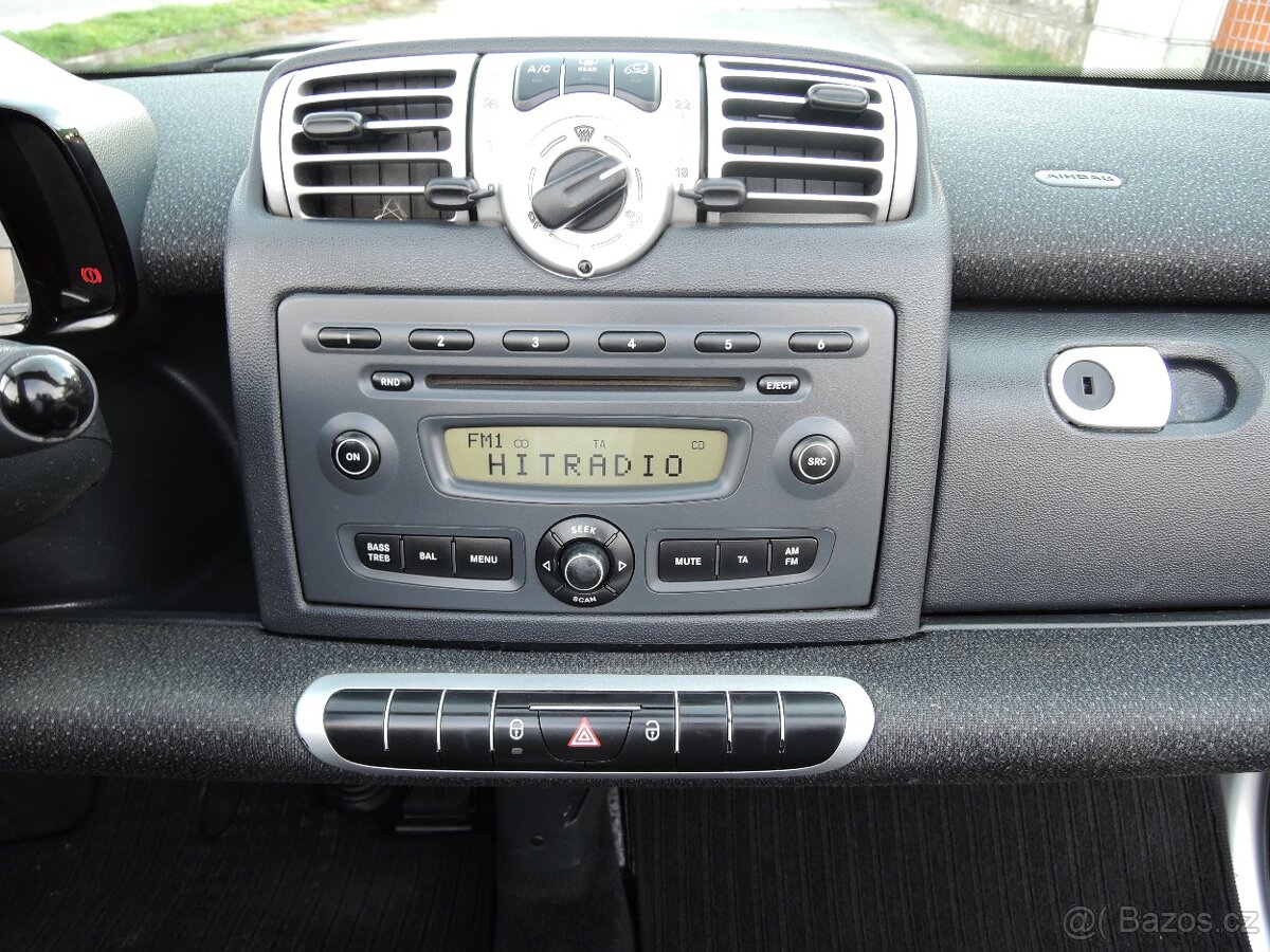 Smart Fortwo 0,8 CDi Aut. Kabrio KLIMA 2010 - 14