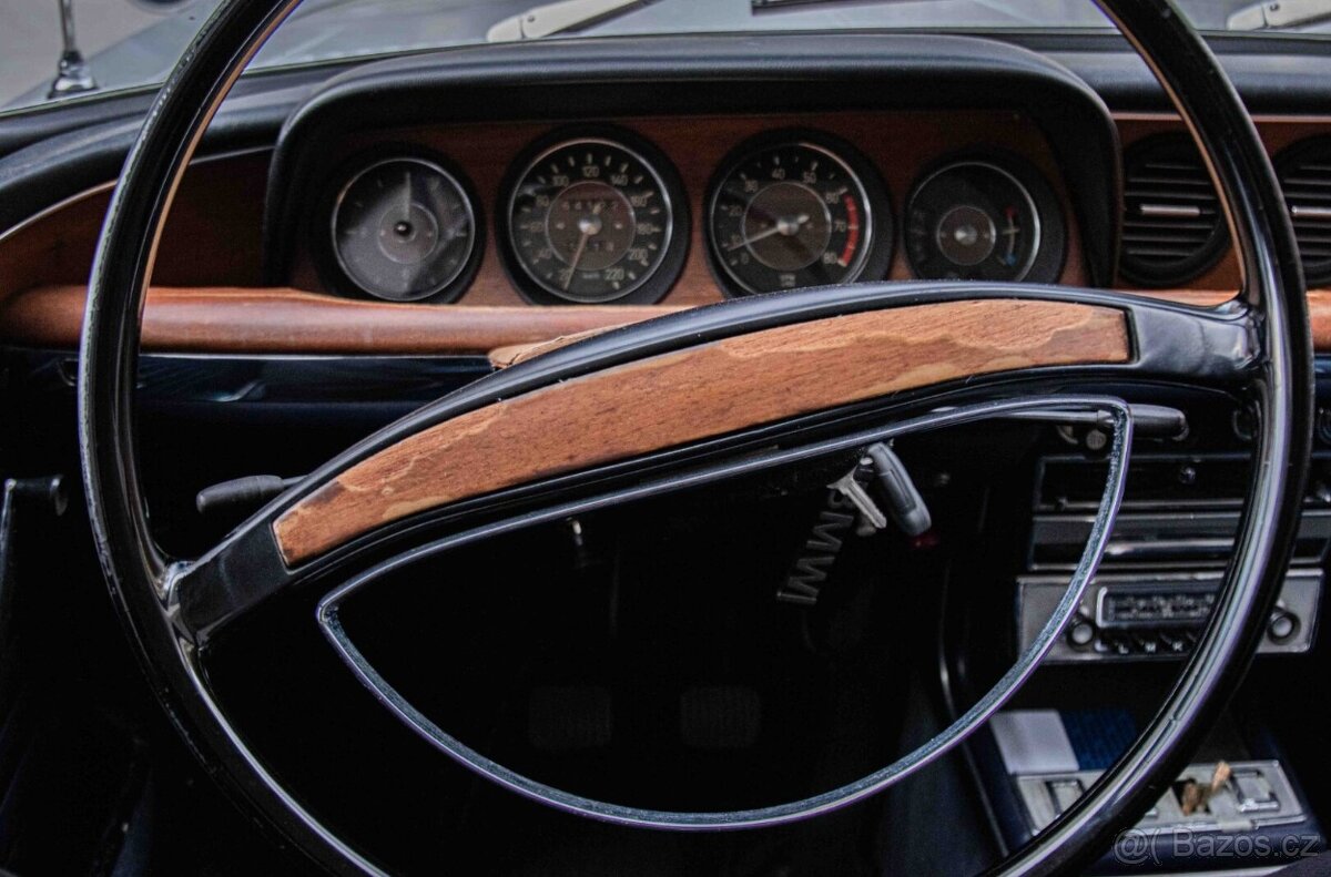 BMW 2000CS - 14