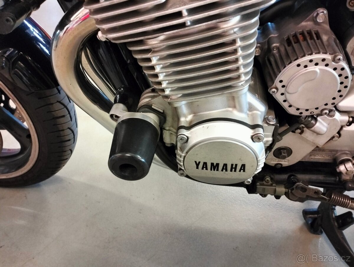 Yamaha XJR 1300 - 14