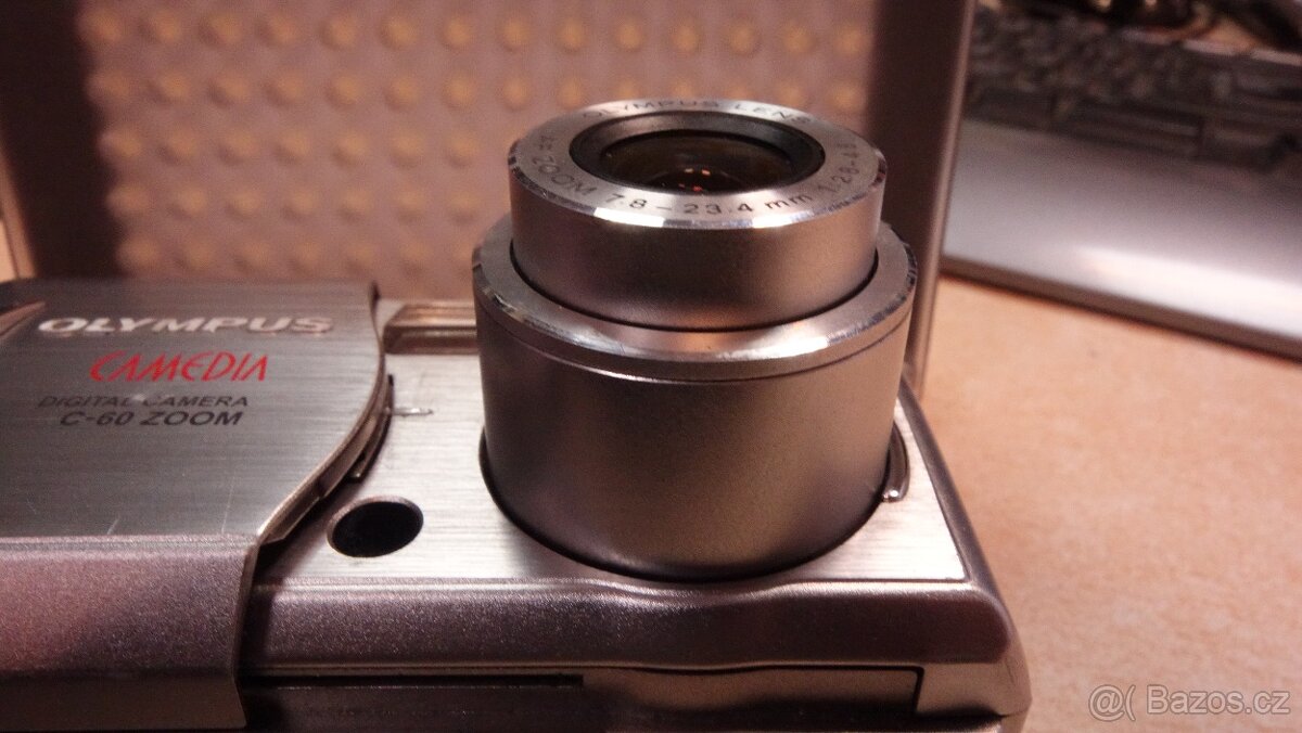 Olympus C-60 ZOOM - 14