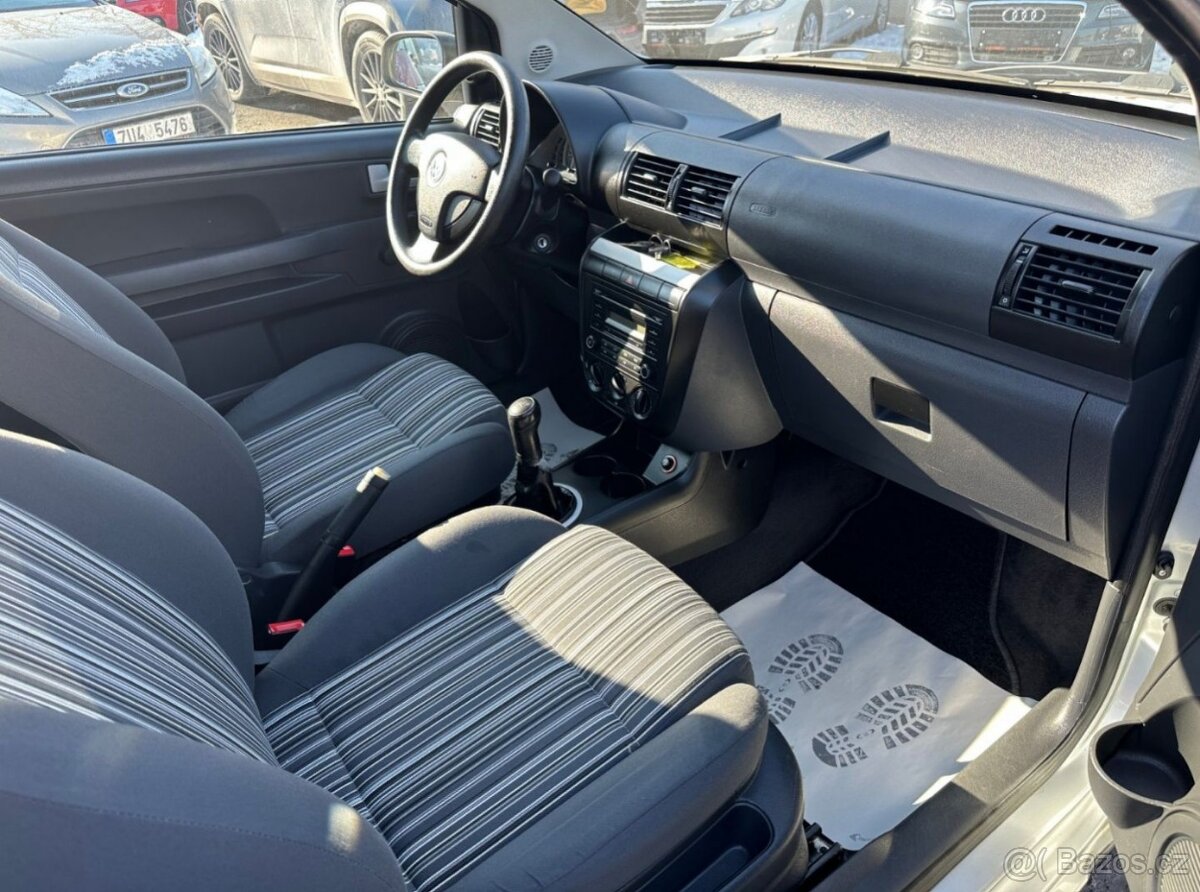 Nabízím Volkswagen Fox 1.2 40kw - 14