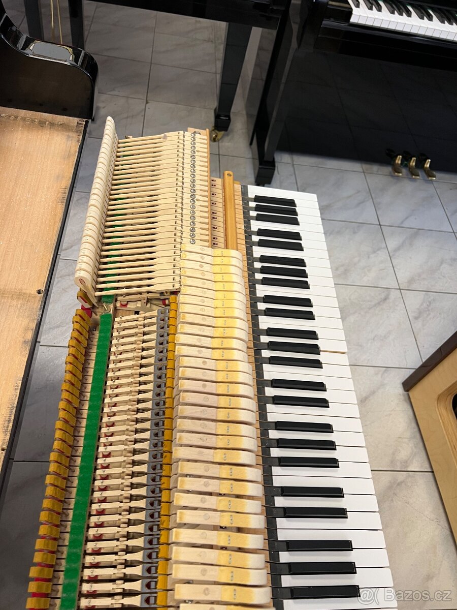 Klavír Petrof mod. IV se zárukou 5 let, doprava zdarma. - 14