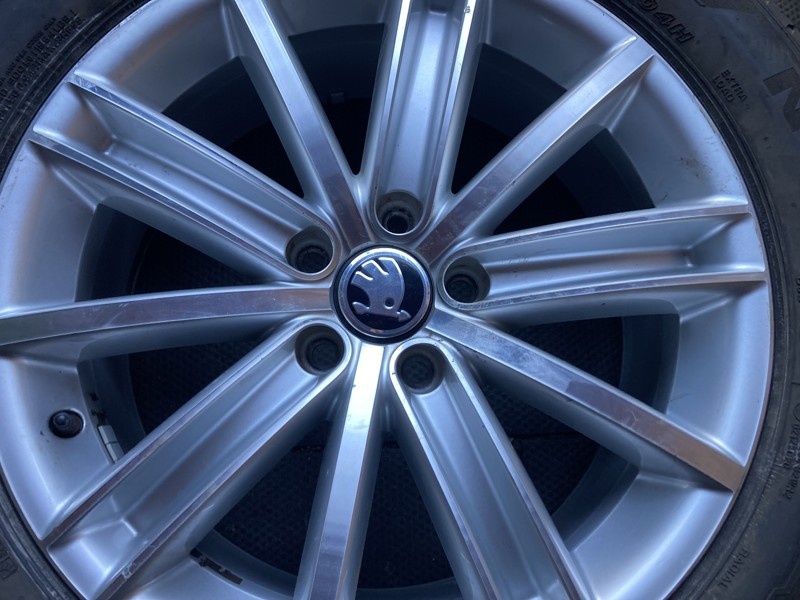 Alu kola VW TIGUAN II 18" 5x112 celoroční NEXEN 235/55R18 - 14