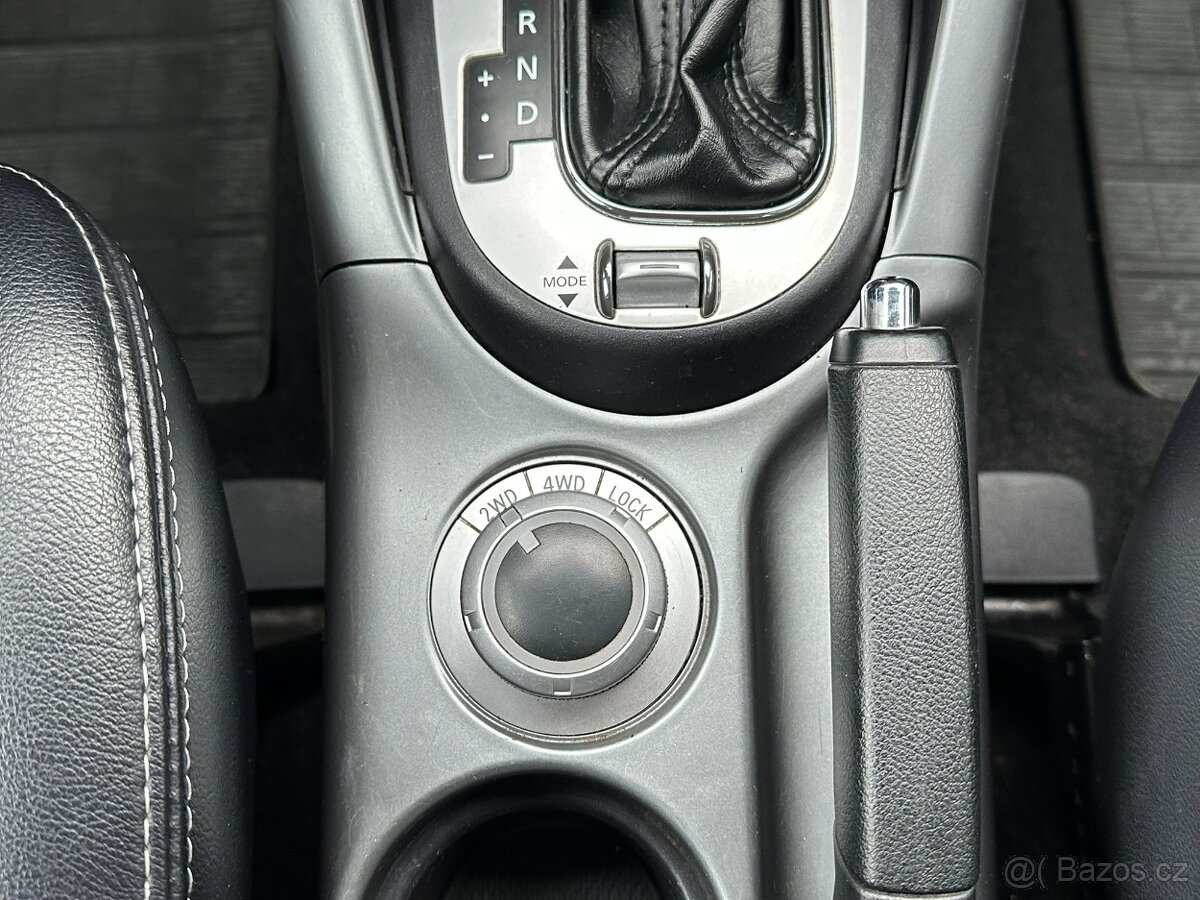 Mitsubishi Outlander 2.2DI-D 156PS Intense+ -7 A/T 4x4 - 14