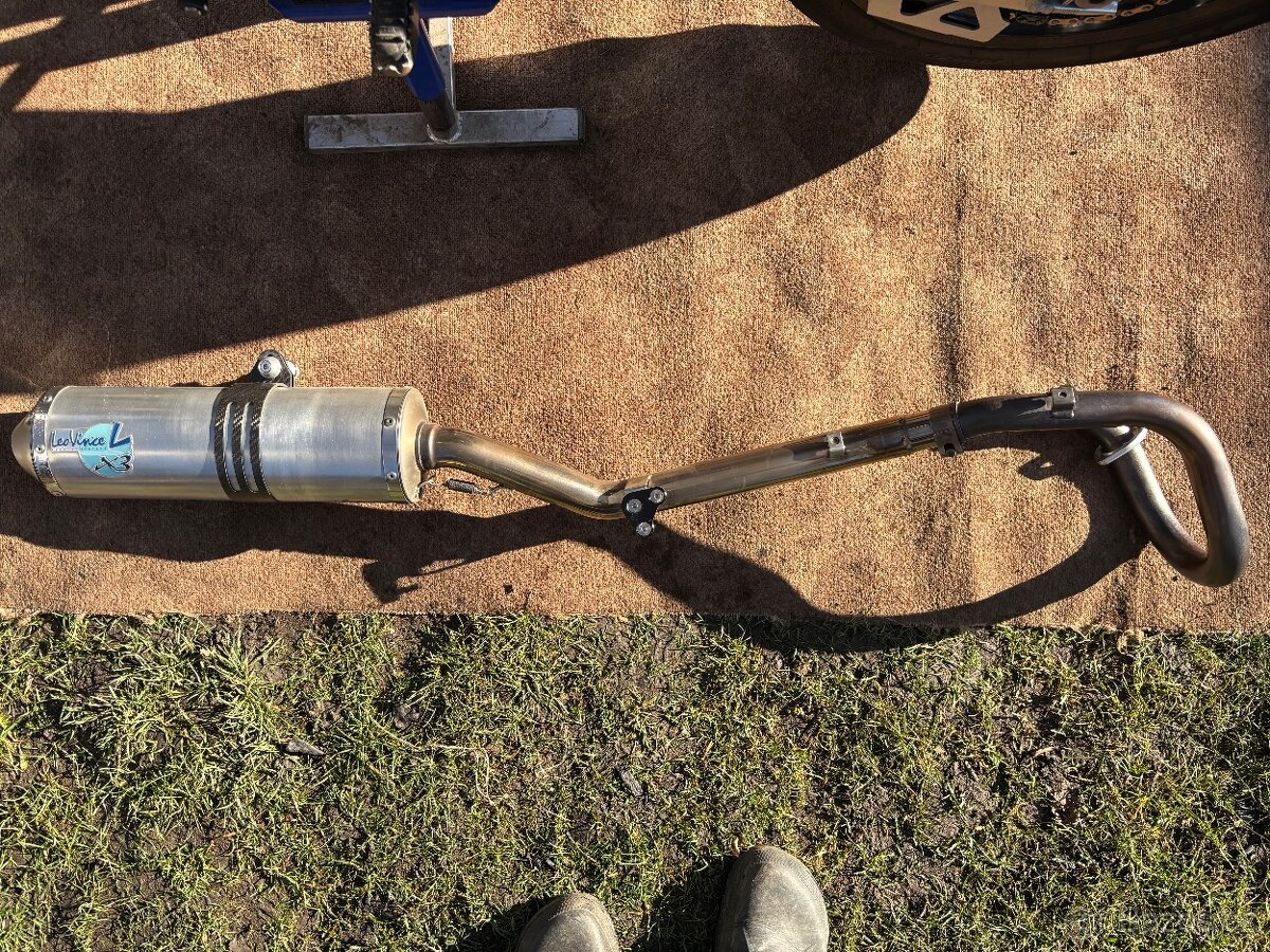 Suzuki DRZ 400 SM - 14