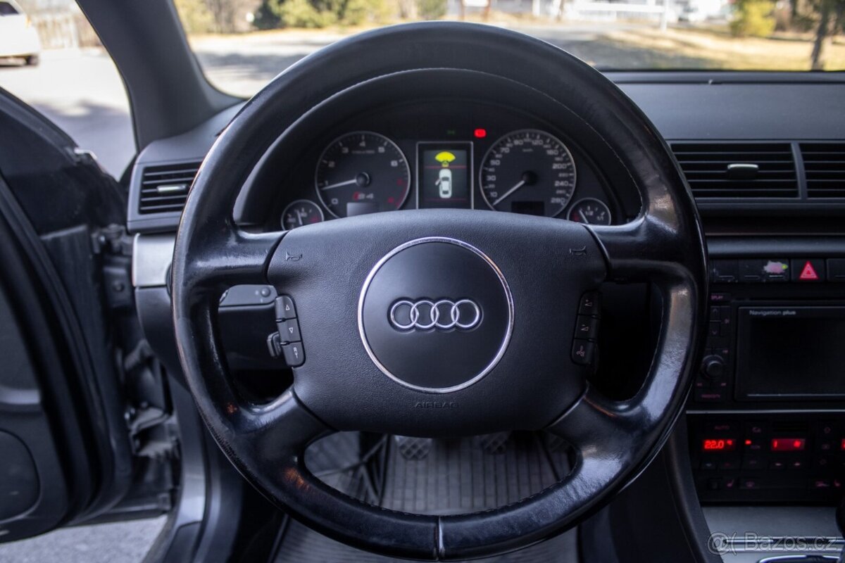 Audi S4 Avant 4.2 / V8 / 253kW / M6 / QUATTRO / 2004 - 14