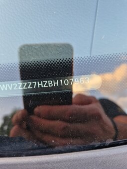 VW multivan T5.1 2.0TDi  103KW- manuál - 2x šoupačky - 14