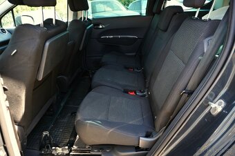 PEUGEOT 5008 1,6 THP 2010 119000KM CZ - 14