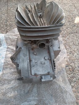 Motory cz 380/981 - 14