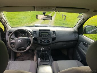Toyota Hilux - 14