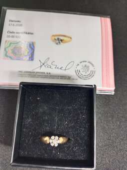 Zlatý prsten s diamanty; 2,28g, 57mm, certifikát - 14
