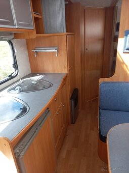 Prodám karavan ADRIA adora 552 PK,r.v 2006,váha 1125/1400/15 - 14