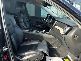 Volvo XC60 2018 - 14