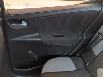Peugeot 207 1,4 benzín - 14