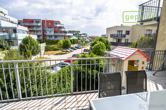 Prostorný a moderní byt 3+kk s velkou terasou - 14