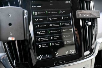 Volvo V90 T8 Inscription 299 koní - 14