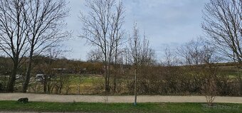 Stavební pozemek v obci Blevice, cca 15 km od Prahy - 14