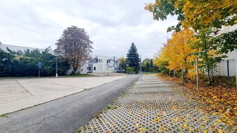 Pronájem obchodního prostoru 2799 m² Za Mototechnou, Praha - - 14