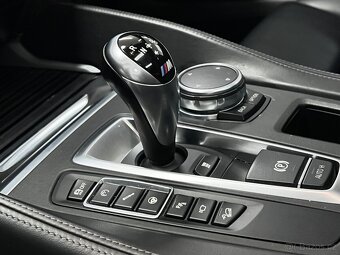 BMW X5 M 4.4i 423 kW 140tkm Odpočet DPH - 14