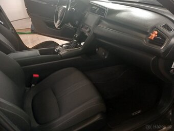 Honda Civic 1.5i VTEC Sport Plus 134 kW Manuál - 14