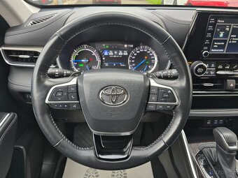 TOYOTA HIGHLANDER 4x4 2.5 182kW PRESTIGE 2022 / 7-míst - DPH - 14