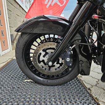 Harley-Davidson FLHTCU Electra Glide Ultra Classic - 14