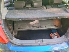 Prodám veškeré náhradní díly Suzuki swift 1.3 benzín - 14