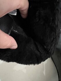 Dámské kotníkové boty s kožíškem – vel. 37 - 14